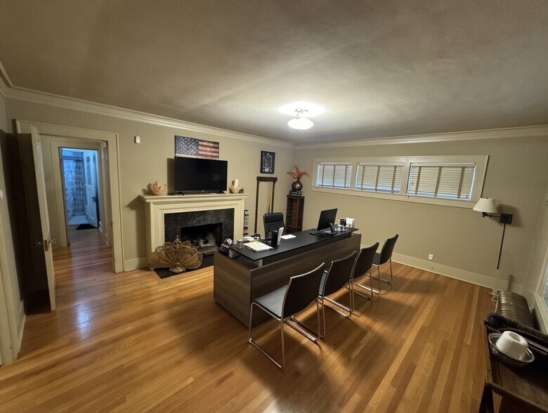 1410 River Rd, Eugene, OR à louer - Photo du bâtiment - Image 3 de 12