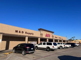 Plus de détails pour 142 S Main St, Lumberton, TX - Local commercial à louer