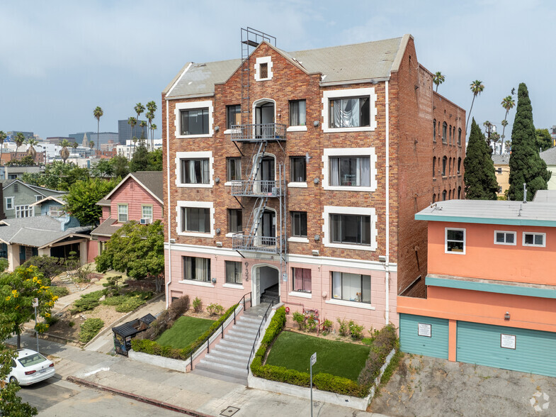 932 Irolo St, Los Angeles, CA for sale - Primary Photo - Image 1 of 1