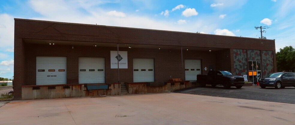 721 E Mt Vernon St, Wichita, KS à louer - Photo du bâtiment - Image 1 de 8