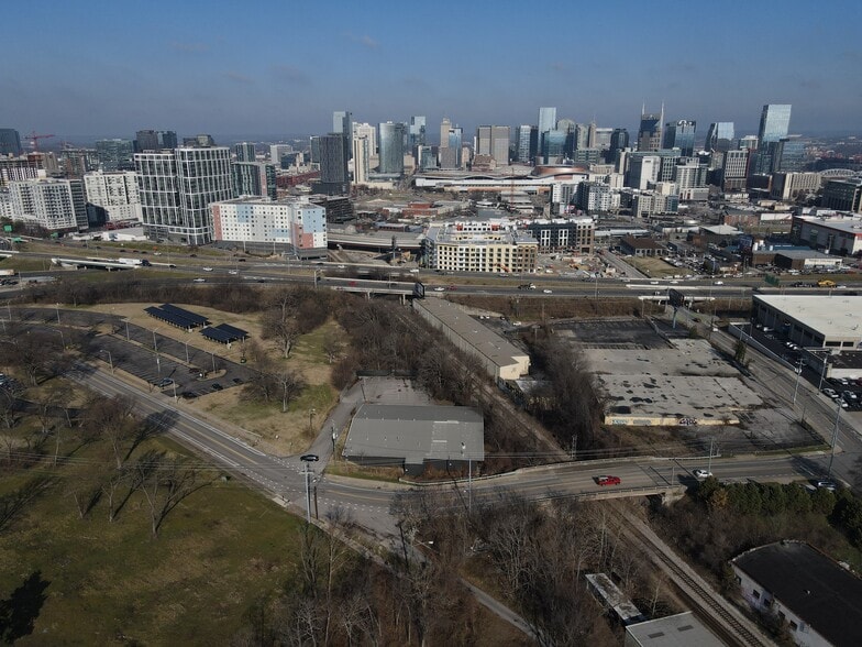 924 Vine St, Nashville, TN for sale - Aerial - Image 1 of 11