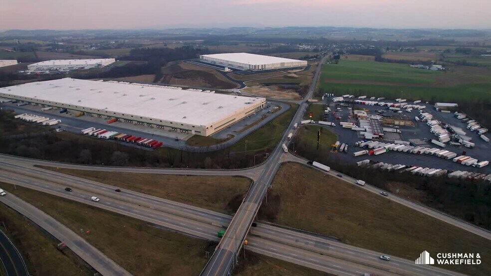 200 Central Blvd, Myerstown, PA à louer - Vidéo sur l’inscription commerciale - Image 2 de 18