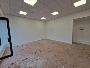 102-104 High St, Canvey Island for lease Interior Photo- Image 1 of 1