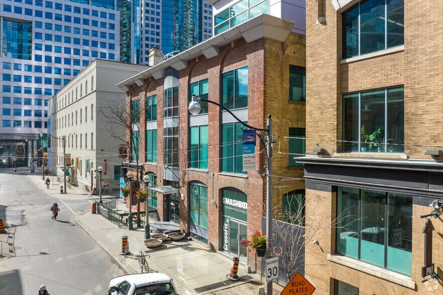 14 Duncan St, Toronto, ON à louer - Photo du bâtiment - Image 2 de 5