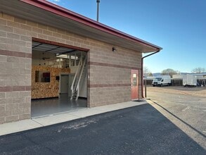 1225 Blue Spruce Dr, Fort Collins, CO for lease Interior Photo- Image 2 of 17