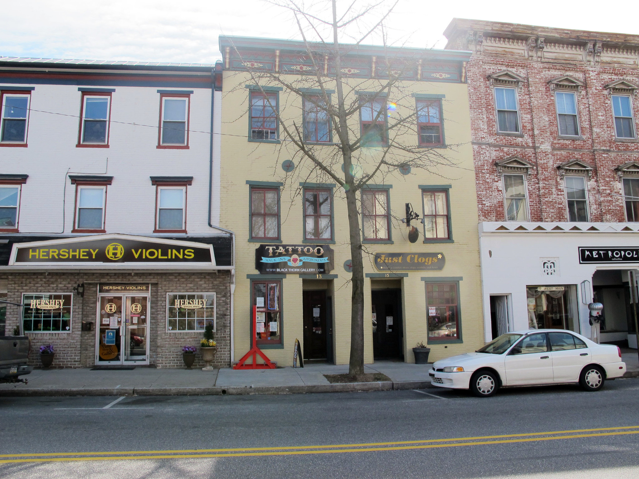 13 W Main St, Mechanicsburg, PA for sale Primary Photo- Image 1 of 1