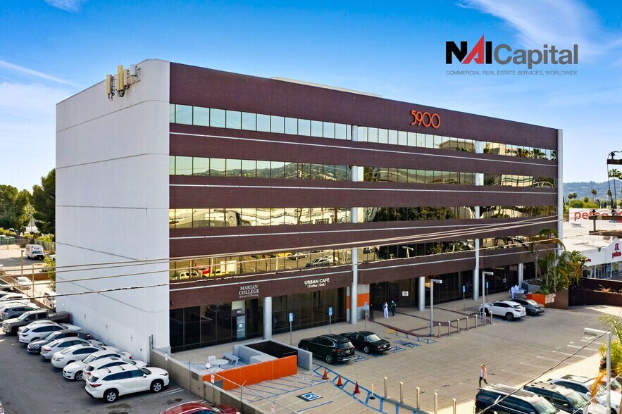 5900 Sepulveda Blvd, Van Nuys, CA à louer - Photo du bâtiment - Image 1 de 4
