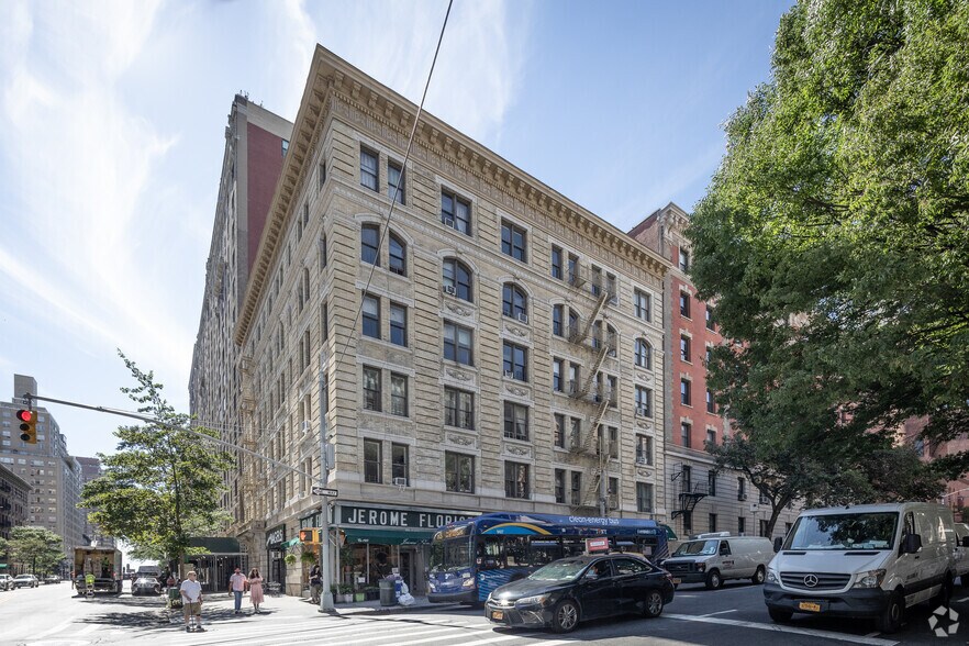 1369-1379 Madison Ave, New York, NY à louer - Photo du bâtiment - Image 3 de 4
