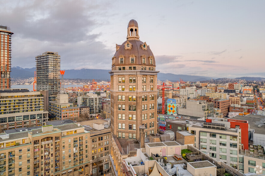 128 W Pender St, Vancouver, BC à louer - Photo du bâtiment - Image 1 de 7