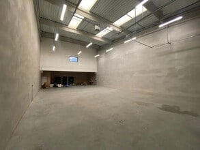 Flex in Saint-Quentin-Fallavier for lease Interior Photo- Image 2 of 4