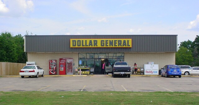 Dollar Stores portefeuille de 4 propriétés à vendre sur LoopNet.ca - Photo du bâtiment - Image 3 de 5