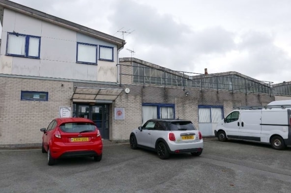 Llanberis Rd, Caernarfon for lease - Building Photo - Image 3 of 5