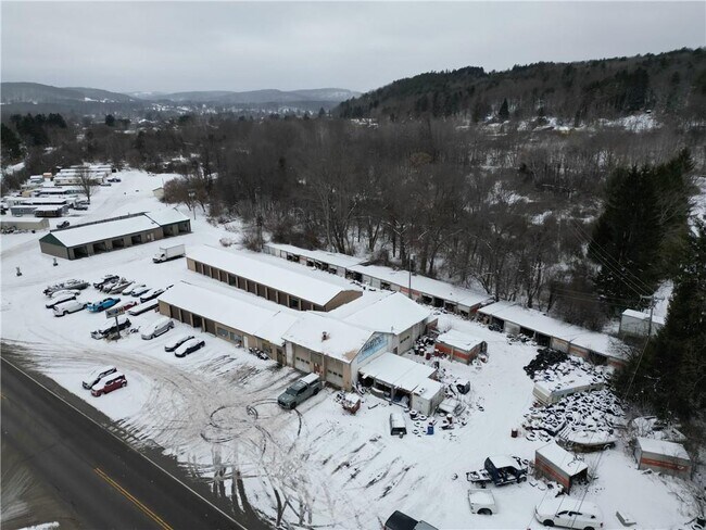 Plus de détails pour 3522 Andover Rd, Wellsville, NY - Commerce de détail à vendre