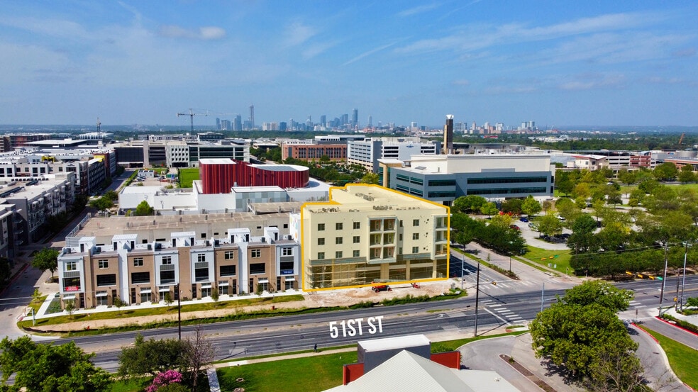 5025 Mueller Blvd, Austin, TX for lease - Building Photo - Image 3 of 7