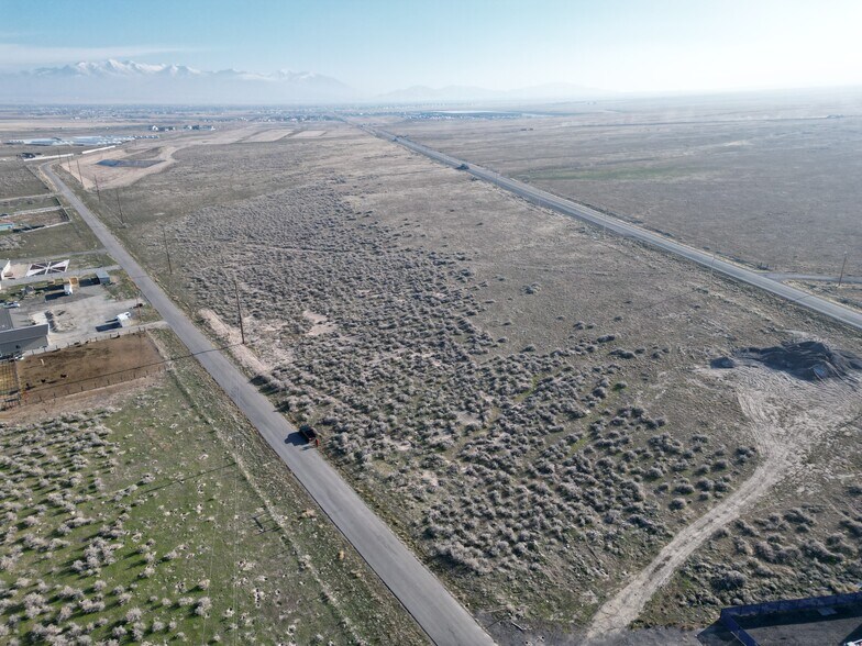 1345 Old Lincoln Hwy, Grantsville, UT à vendre - Photo du bâtiment - Image 2 de 4