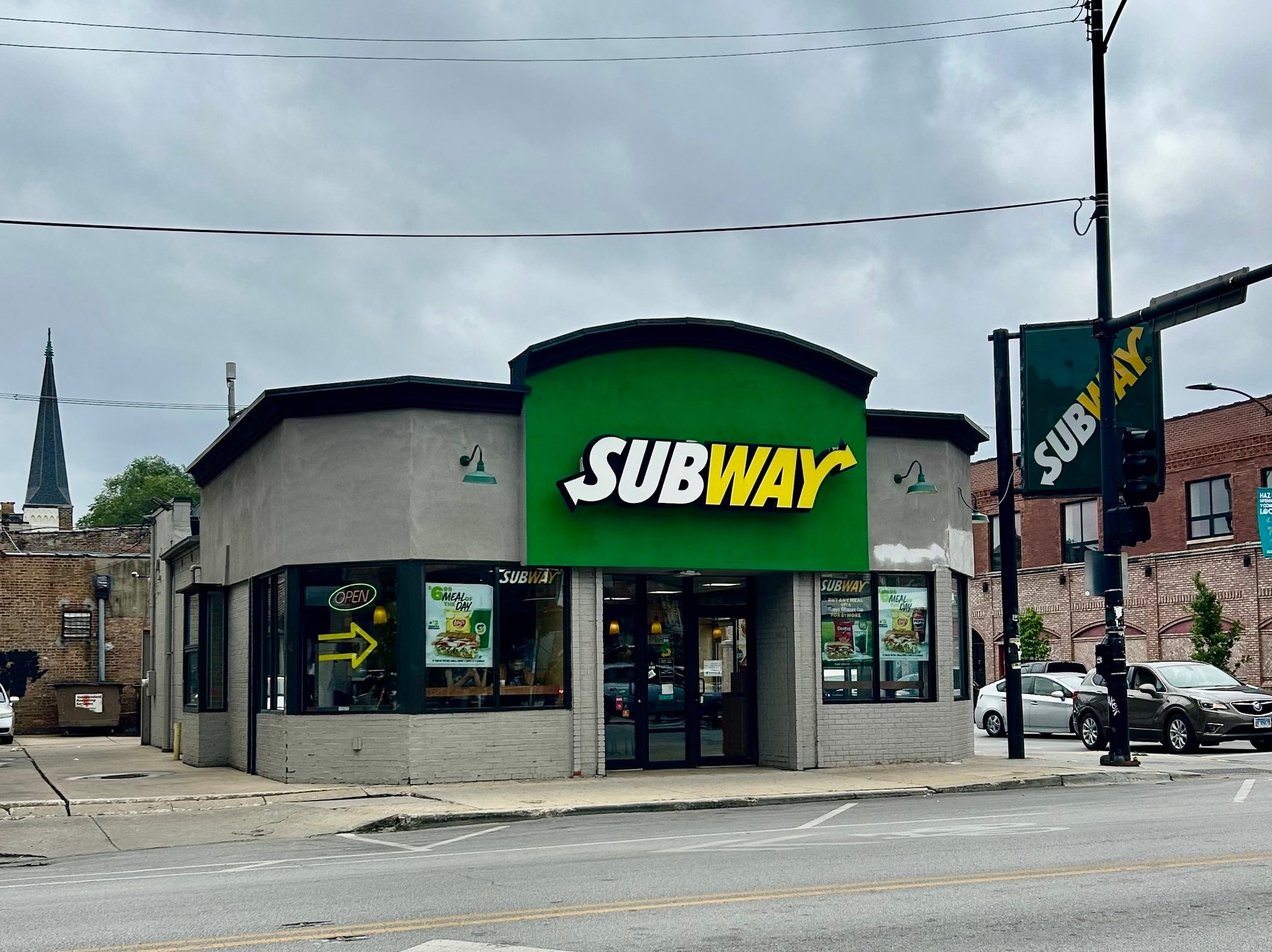 2759 W Cermak Ave, Chicago, IL à louer Photo du bâtiment- Image 1 de 3