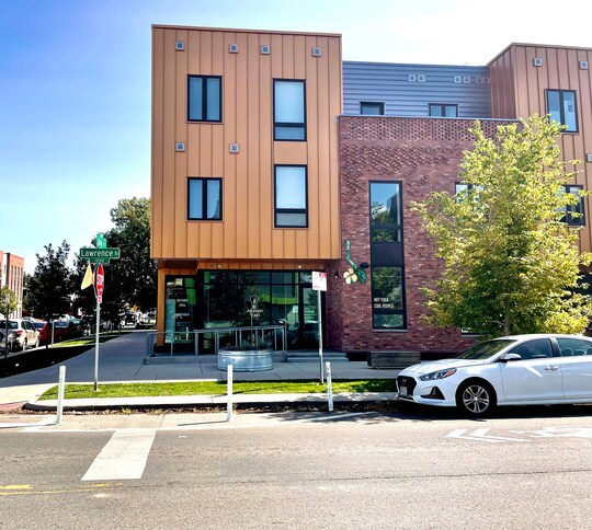 2550-2590 Lawrence St, Denver, CO à louer - Photo du bâtiment - Image 2 de 16