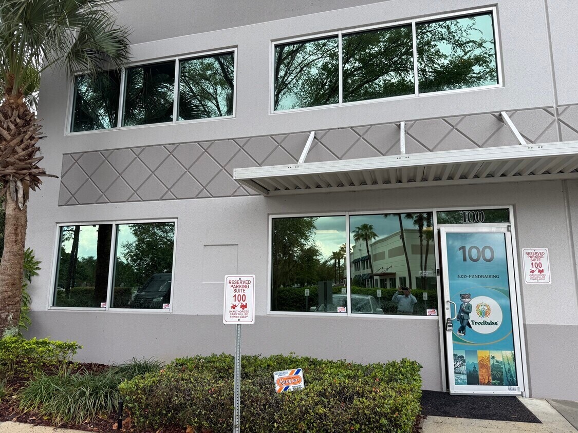 6457 Hazeltine National Dr, Orlando, FL 32822 - Unit 100 -  - Interior Photo - Image 2 of 9