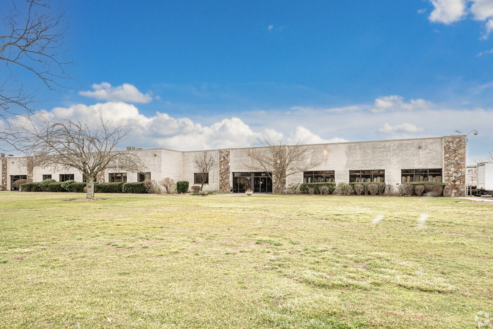 70 Marcus Dr, Melville, NY for lease Building Photo- Image 1 of 5