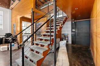 311-321 Sixth St, San Antonio, TX for lease Building Photo- Image 1 of 10