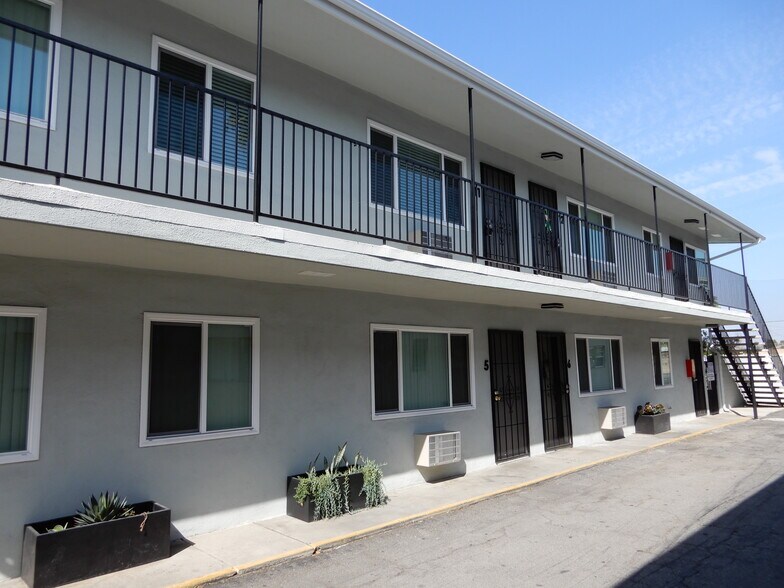 9545 Flower St, Bellflower, CA à vendre - Photo du bâtiment - Image 2 de 4