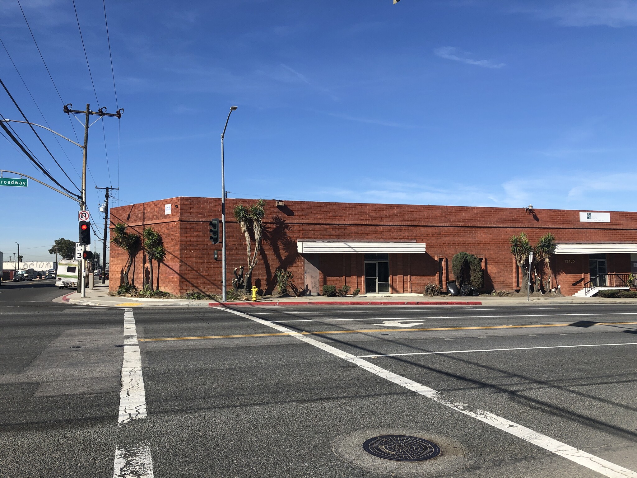 13435 S Broadway, Los Angeles, CA for sale Primary Photo- Image 1 of 3