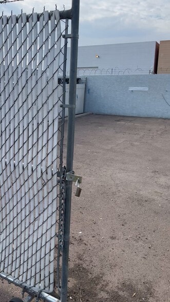 916 E Impala Ave, Mesa, AZ for lease - Commercial Listing Video - Image 2 of 13