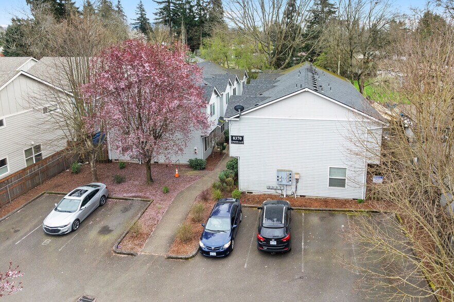 8370-8374 SE Brooklyn St, Portland, OR à vendre - Photo du bâtiment - Image 2 de 7
