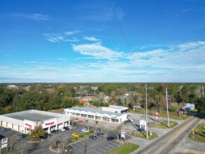 2410 Dawes Rd, Mobile, AL à louer Photo du bâtiment- Image 2 de 12