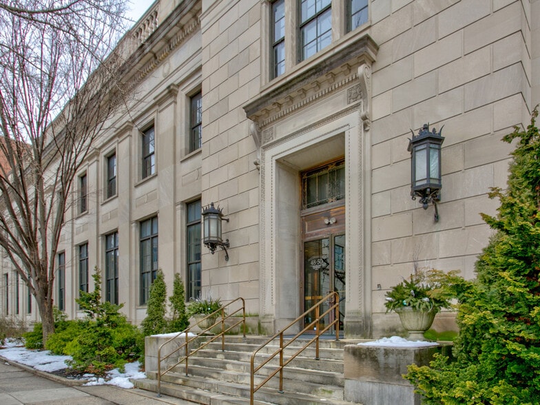 48-50 W Chestnut St, Lancaster, PA for lease - Building Photo - Image 1 of 29