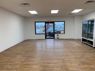 Plus de détails pour 503-507 W Main St, Waunakee, WI - Vente au détail à louer