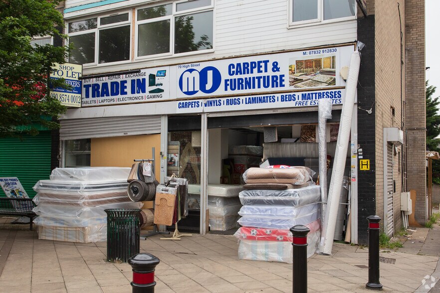 70 High St, West Drayton à louer - Photo du bâtiment - Image 2 de 5