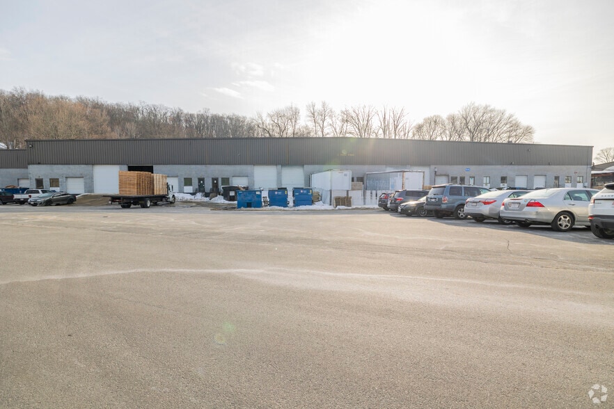 10 Avco Rd, Haverhill, MA for lease - Primary Photo - Image 1 of 6