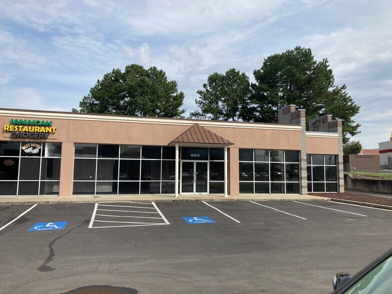 6810 Shannon Pky, Union City, GA à louer - Photo du bâtiment - Image 3 de 3