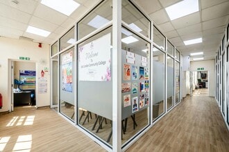 147-151 Commercial Rd, London for lease Interior Photo- Image 2 of 14