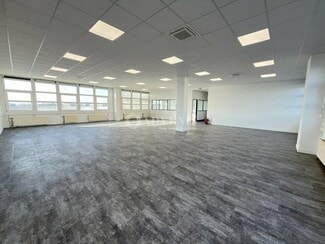 More details for 37 Rue Gustave Eiffel, Goussainville - Office for Lease