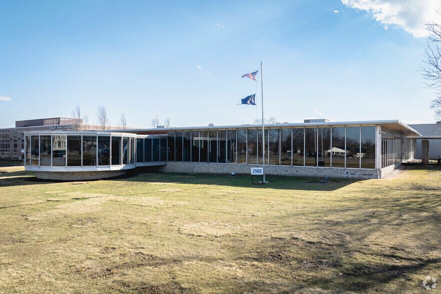 2980 E Coliseum Blvd, Fort Wayne, IN à vendre - Photo du bâtiment - Image 2 de 15
