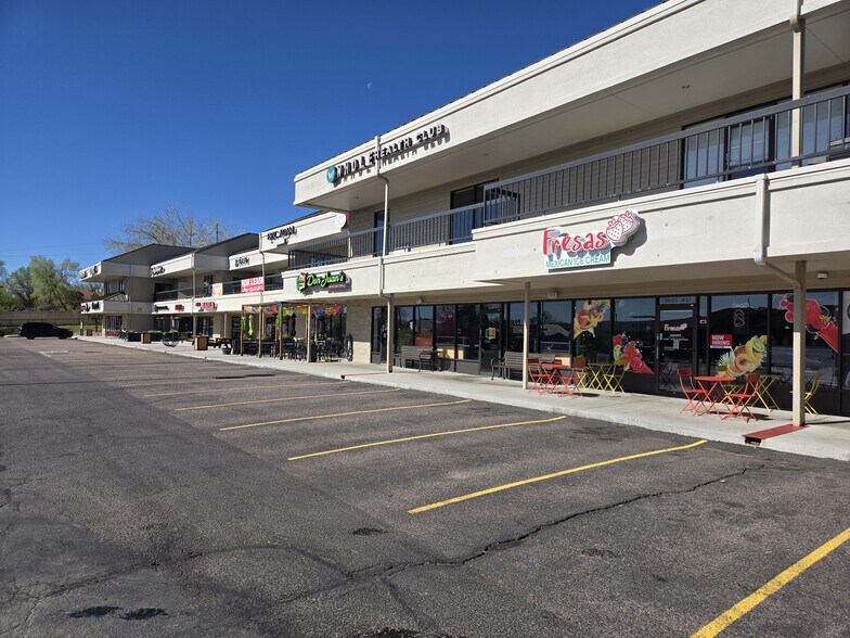 3615-3625 W Bowles Ave, Littleton, CO à louer - Photo du bâtiment - Image 2 de 4