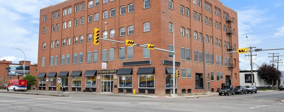 1275 Broad Street portefeuille de 3 propriétés à vendre sur LoopNet.ca - Photo principale - Image 1 de 1
