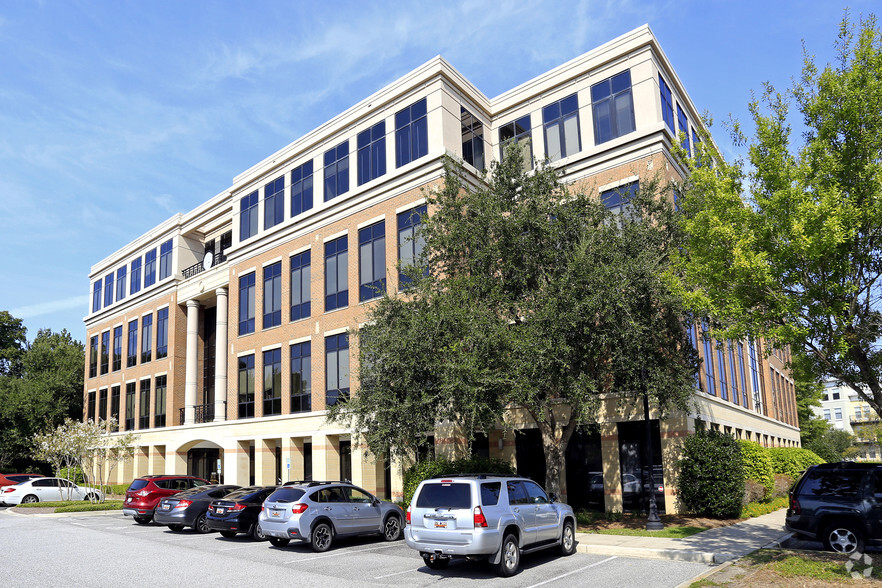 176 Croghan Spur Rd, Charleston, SC for lease - Building Photo - Image 2 of 19