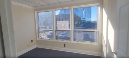 1820 Michael Faraday Dr, Reston, VA à louer Photo intérieure- Image 1 de 9