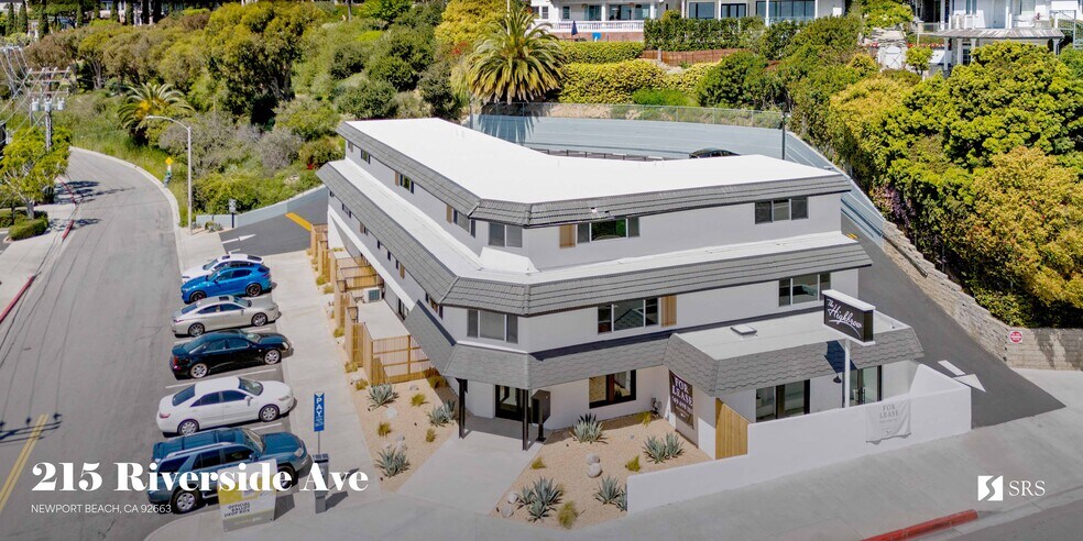 215 Riverside Ave, Newport Beach, CA à louer - Photo du bâtiment - Image 3 de 7