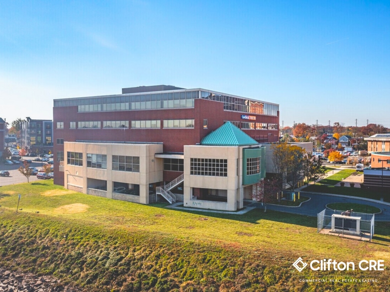 2 City Hall Plz, Rahway, NJ for sale - Building Photo - Image 2 of 6