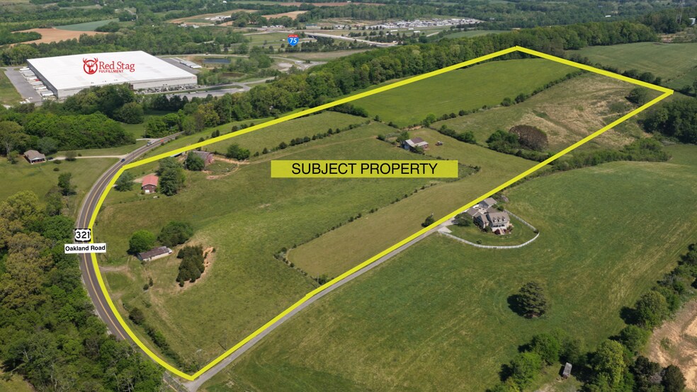 442 Oakland Rd, Sweetwater, TN à vendre - Photo du bâtiment - Image 2 de 6