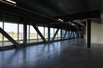 5522 26th Ave, Kenosha, WI for lease Interior Photo- Image 1 of 1