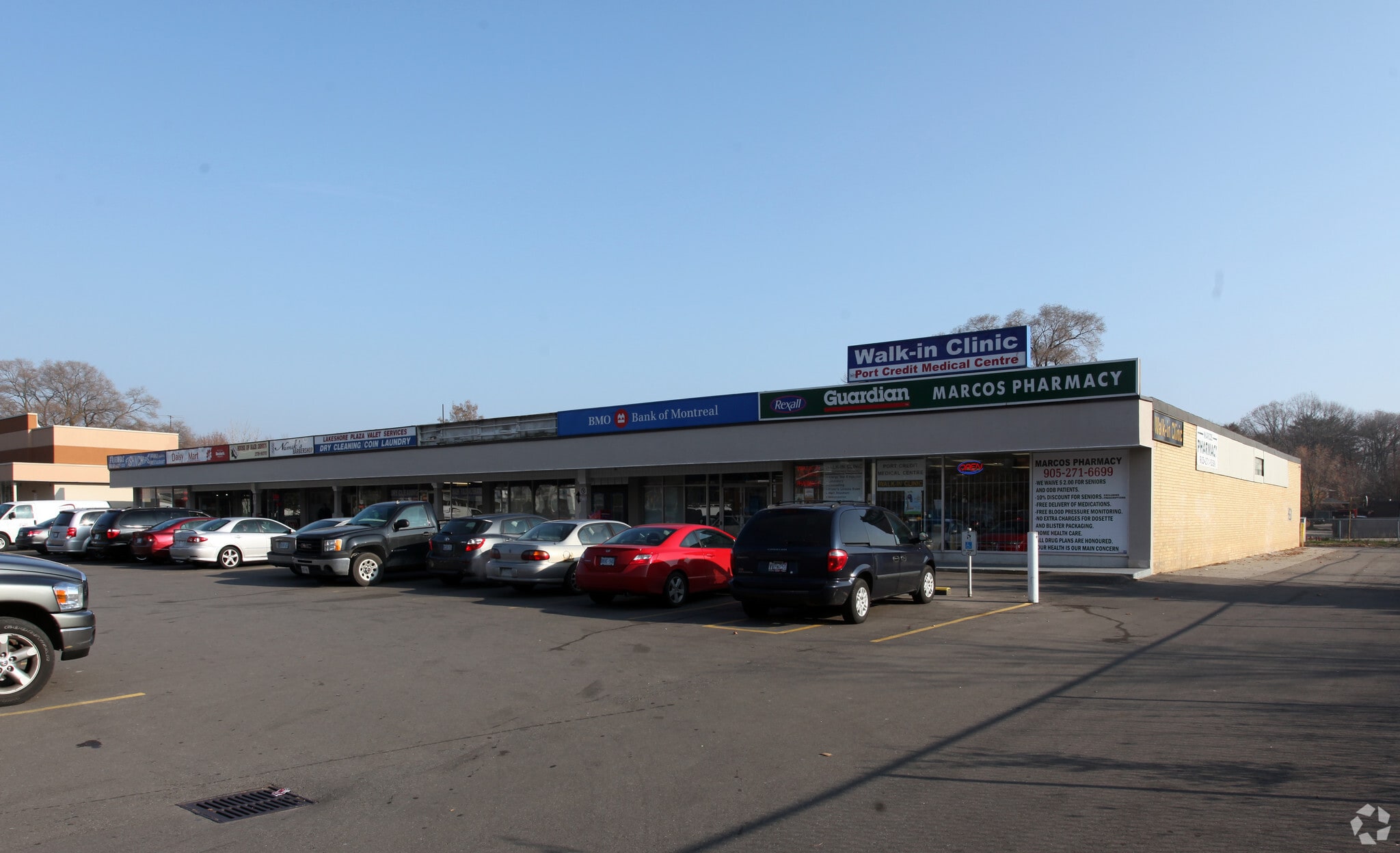 374 Lakeshore Rd E, Mississauga, ON for lease Primary Photo- Image 1 of 6