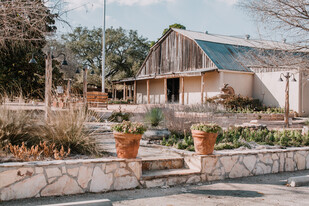 Rustic Gardens - Parc de stationnement couvert