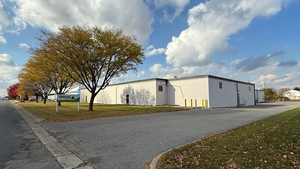 2290 Avenue A, Bethlehem, PA for lease - Building Photo - Image 1 of 5