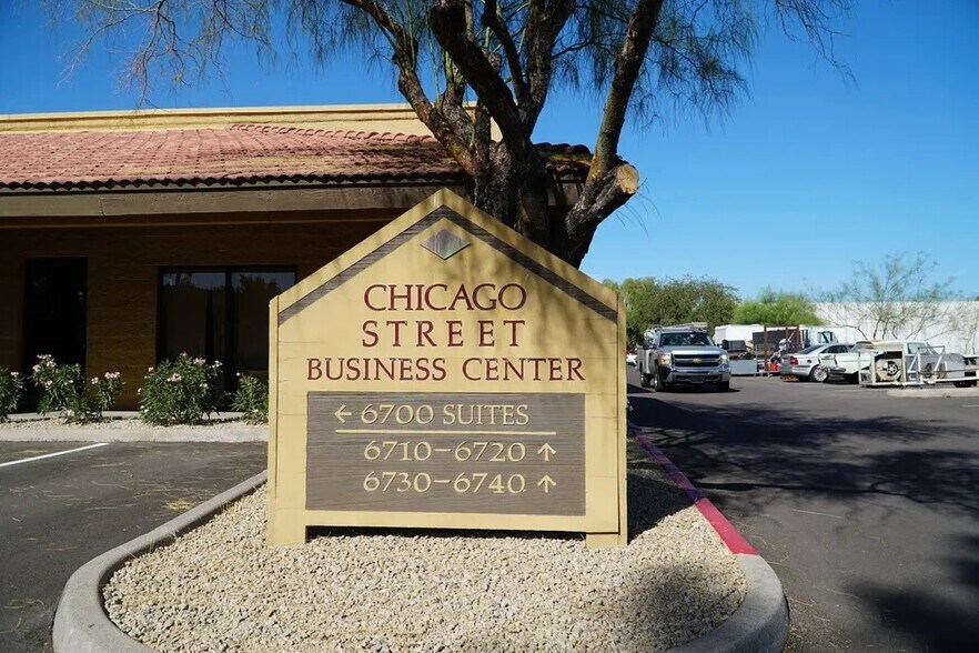 6700 W Chicago St, Chandler, AZ à louer - Photo du bâtiment - Image 3 de 4