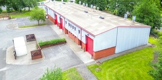 Plus de détails pour 16-18 Rising Sun Court, Blaina - Industriel à louer